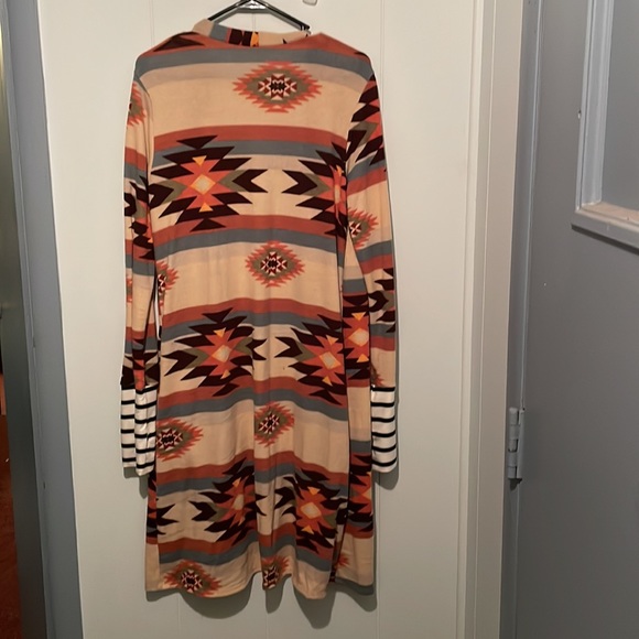 Tribal print wrap - Picture 3 of 3